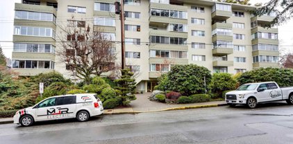 1425 Esquimalt Avenue Unit 309, West Vancouver