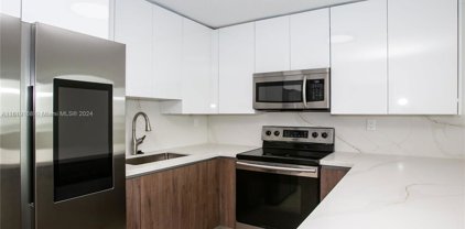 8233 Harding Ave Unit #606, Miami Beach