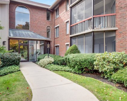 770 Salisbury St Unit 323, Worcester