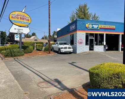 3924 Commercial St, Salem