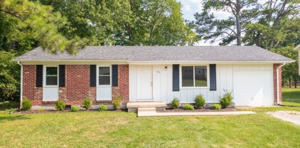 128 Airport Rd, Clarksville