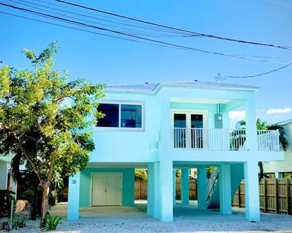 12 Pequena Lane, Big Coppitt