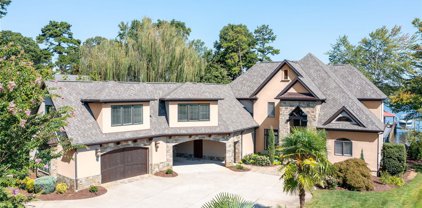 22830 Torrence Chapel  Road, Cornelius