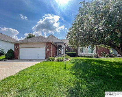 807 Villa Plaza, Papillion