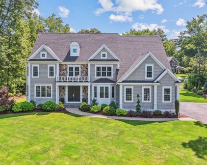 5 Kenley Ln, Southborough