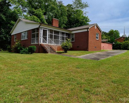 1820 Swan Sw Drive, Lenoir