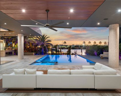 158 Palm Ave, Miami Beach