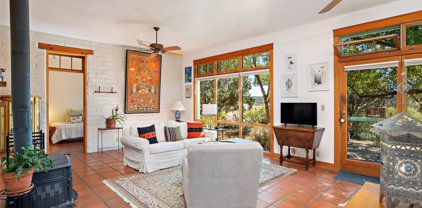 5 Ravens View, Lamy