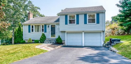 68 Westchester Cir, Dedham