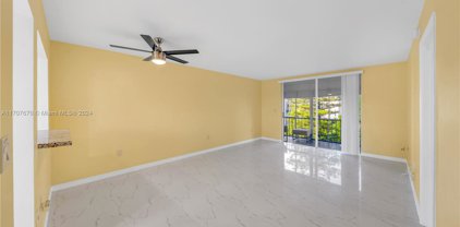 2905 Ne Point East Dr Unit #L408, Aventura