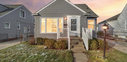 1210 COLUMBIA, Berkley