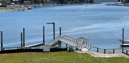 9025 N Harborview Drive, Gig Harbor