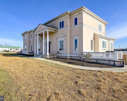 2880 Runneymede Dr, Westminster
