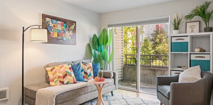 1616 Summit Avenue Unit #N105, Seattle