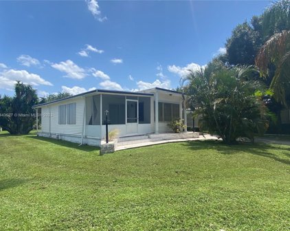 8610 Sw 21st St, Davie