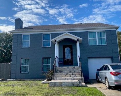 15842 Ridgecroft Road, Houston