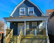 6615 S Honore Street, Chicago image