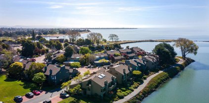 531 Kings Rd, Alameda