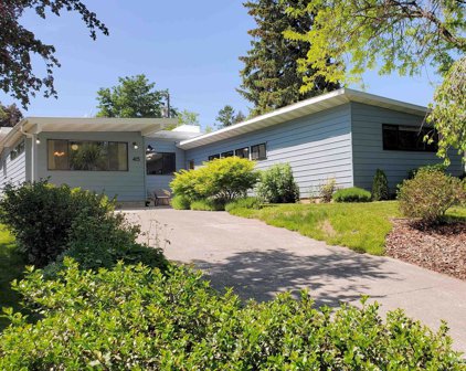 415 N Grant, Moscow