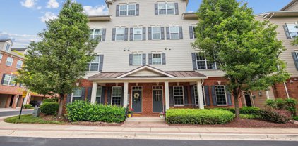 23205 Roberts Tavern Dr Unit #2239, Clarksburg