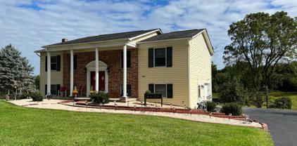 326 Valley View Dr, Hanover