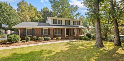 5115 Tilly Mill Road, Dunwoody