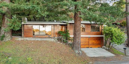 69 Sunset Ln, Berkeley