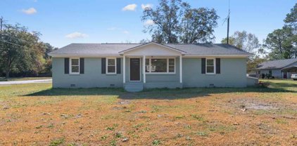 1111 Syracuse Street, Darlington