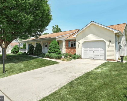 109 Wheaton Dr, Littlestown