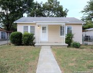 1135 Gladstone, San Antonio image