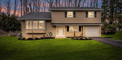 6 Fletcher Drive, Marlboro