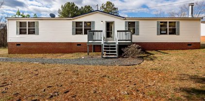 5893 Red House Road, Appomattox