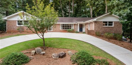60 Martin Point Court, Roswell