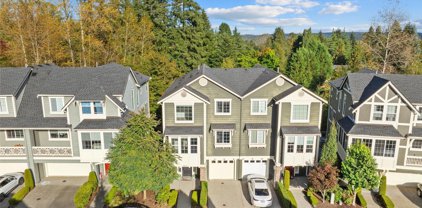 12610 177th Avenue NE Unit #B, Redmond