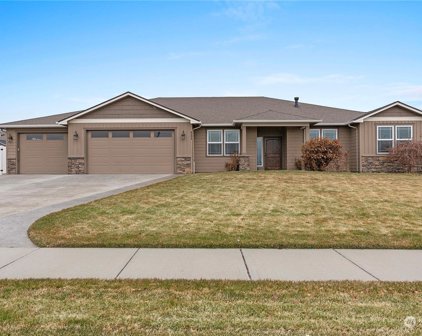 821 Autumn Crest Drive, Wenatchee