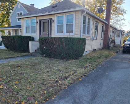 36 Cedar Avenue, Portsmouth