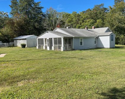 6392 Community House Rd, Columbia