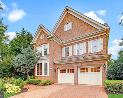 3541 Schuerman House Dr, Fairfax