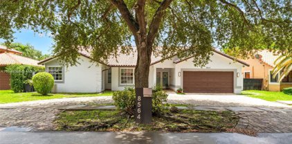 8564 Nw 165th Ter, Miami Lakes