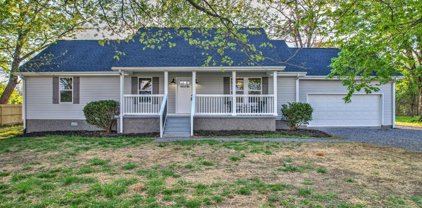 2301 Eugene Reed Rd, Woodbury