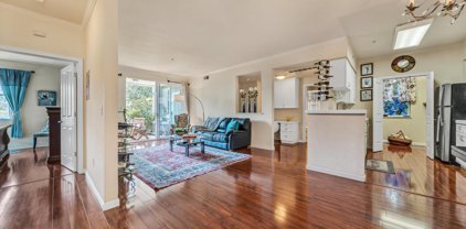 1982 W Bayshore RD 127, East Palo Alto