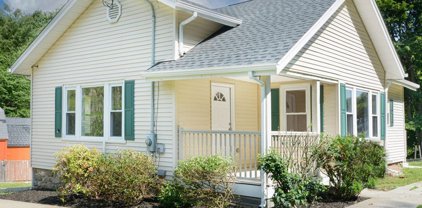 230 Southbridge Rd, Charlton
