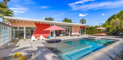 570 Desert Way, Palm Springs