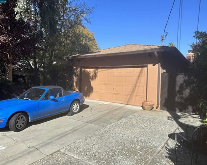 954 Alla, Concord