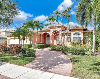 11001 Pine Lodge Trl, Davie