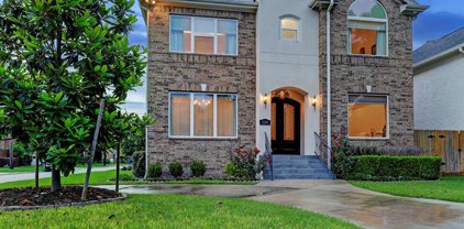 4340 BETTY, Bellaire