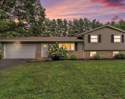 62960 Locust Road, South Bend