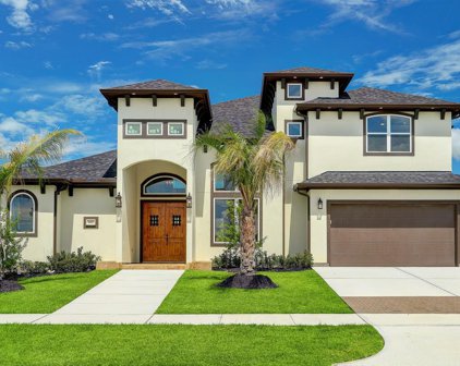 611 Appia Drive, Kemah