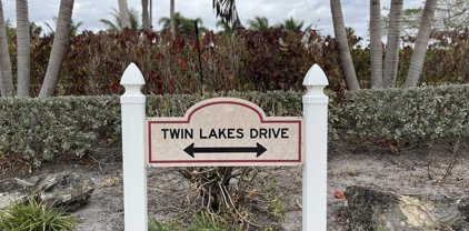 10168 Twin Lakes Drive Unit #13-A, Coral Springs