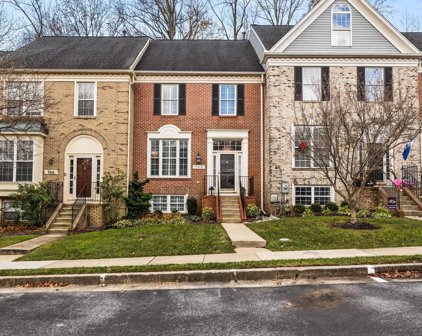 748 Leister Dr, Lutherville Timonium